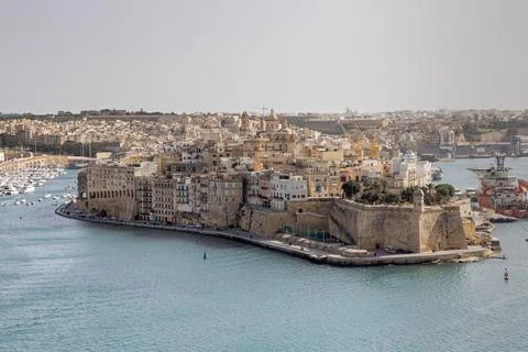 High-angle shot of the historic Three Cities peninsula showing the L-Isla f.. Stock Photos