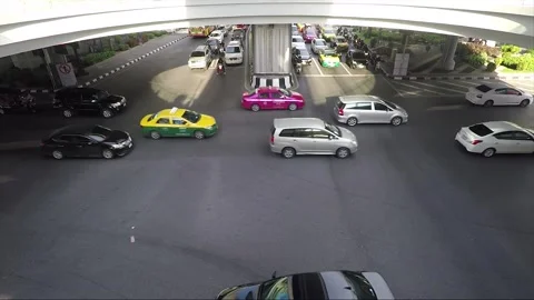 High Angle Street View, Rama I Road, Phaya Thai Road Traffic, Bangkok, Thailand Stock Footage 289565703