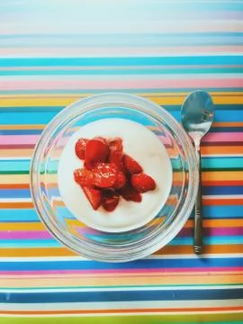 High Angle View Of Dessert Served In Plate Foto stock