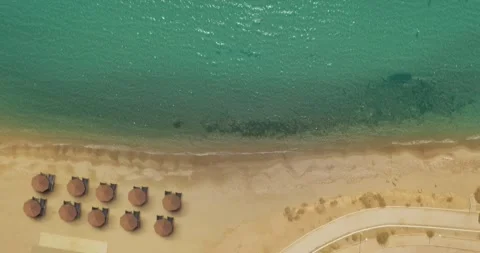 High angle view of an empty, sunny resort beach Stock-Footage 156497421