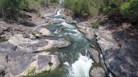 High Angle View, Mekong River Rapids, Don Khon island, Si Phan Don, Laos Vidéo 282046357