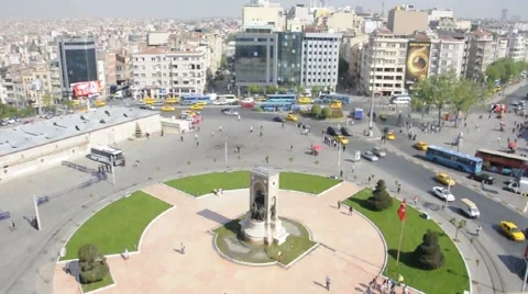 High angle view of rush hour in Istanbul's Taksim Square 動画素材 56077962