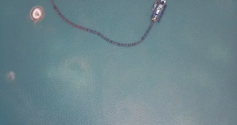 High angle view sand extractionship  sucking sand from the the gulf of Thailand. Video stock 96915067