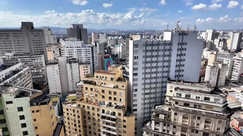High Angle View of São Paulo Cityscape and Dense Architecture Stockbeeldmateriaal 335834293