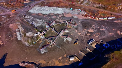 High angle view of a stone crushing plant conveyor system, Bulgaria Vídeo Stock 336730119