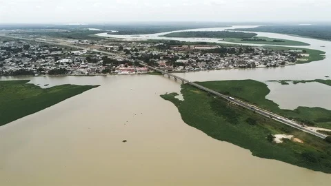 High on Bassam bridge Video stock 104683353