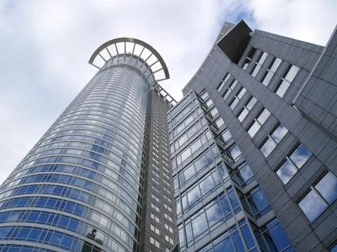 High building with reflecting windows. Stockfoto's