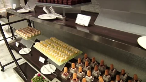 High Class Indian Wedding Catering Welcome Drink Service – 4K Footage 動画素材 311430457