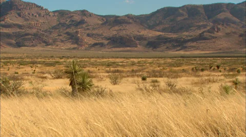 High Desert Mountain Range Видео 33637965