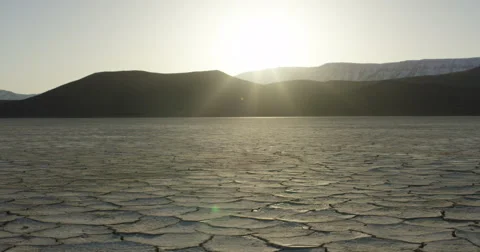 High desert playa tracking shot towards sun Red Camera 스톡 동영상 61047599