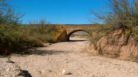 High Desert Train Bridge 動画素材 33543152
