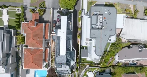 High-end residential properties with pools and patios. ST HELIERS, AUCKLAND, NEW Stock-Footage 303212718