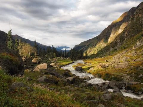 High Mountain River View - India Himalayan Collection Stock Photos