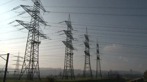 High power pylons 16 库存影片 1038250