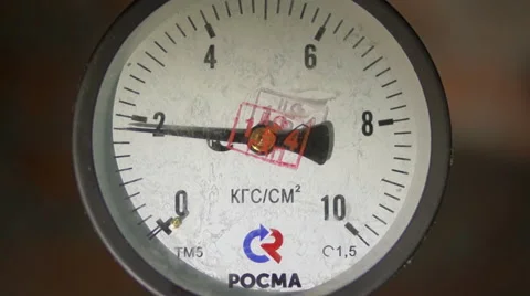 High pressure gauge cold hot water Stockbeeldmateriaal 45588159