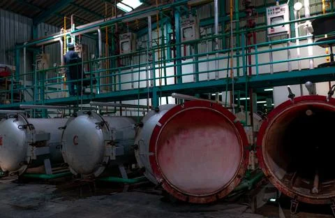 High pressure processing or high hydrostatic pressure machine. Metal tank in  Foto stock