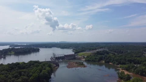 High push over dam spearting Lake Wylie and Catawba River in South Carolina Stock Footage 246087923