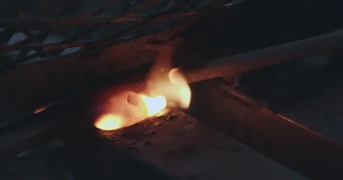 High-Quality Footage of Basic Welding Process Joining Two Steel Plates in Detail 스톡 동영상 293434236