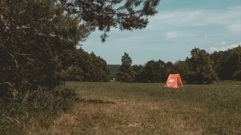 High quality time lapse of people enjoying the sunny weather in the landscape 4k 스톡 동영상 88951155