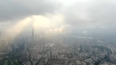 High rise buildings overlooking clouds and mist in Shenzhen, Guangdong, China Stockbeeldmateriaal 335038343