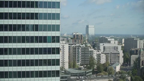 High rise window cleaner- Time lapse Stockbeeldmateriaal 90336558