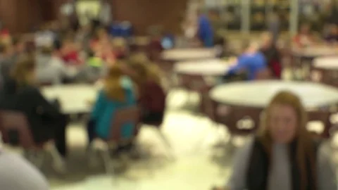 High school and middle school lunchroom full of student children Vídeo Stock 83634096