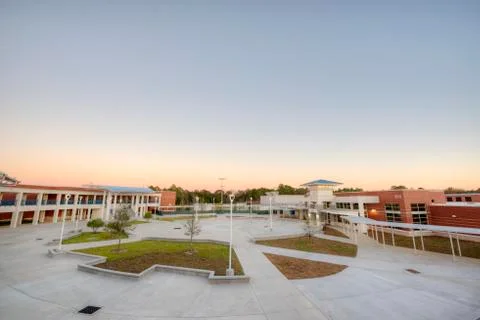 High School Campus 库存照片