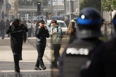 High school students protest over education conditions in Montpellier, France -  Stock Photos