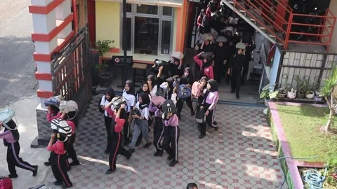 High school students simulate an earthquake rescue. Stock Footage 312242284