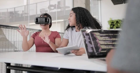 High school students using VR headset in class Stock Footage 116664474