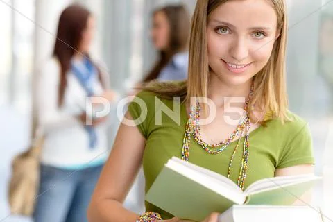 High school teenage student female read book Stock Photos