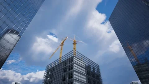 High skyscraper being built by construction cranes in a one day timelapse. 4K HD Vidéo 202283641