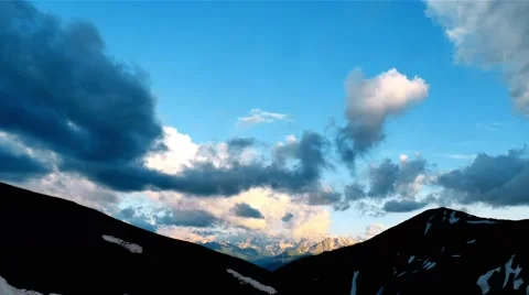 High Snowy Mountains with Clouds Sunset Timelapse. Kavkaz region Vídeos de archivo 65763835