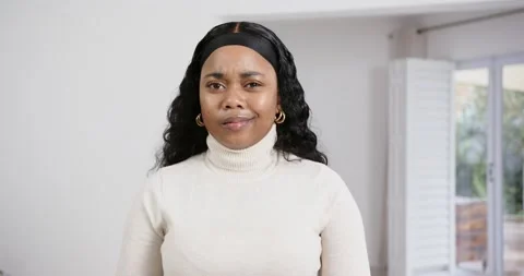 High speed photography for dynamic scenes, looking confused and uncertain, woman Stock Footage 346523277
