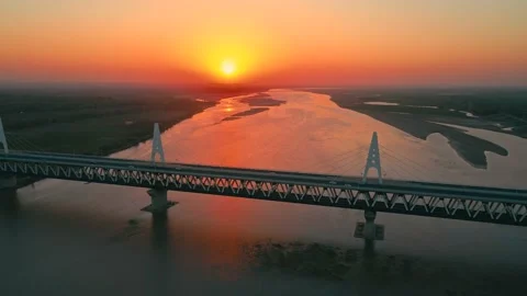 High-speed rail and highway bridge 高铁驶过大桥 Video stock 149730135