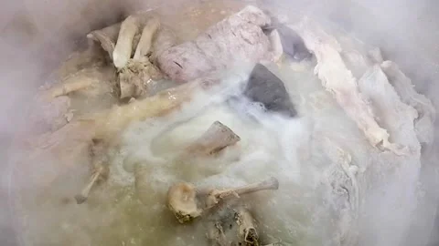 High-speed shooting and processing of beef soup Vídeo Stock 161871544