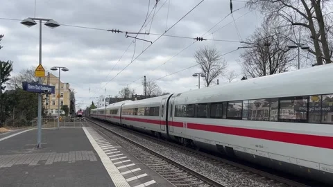 High-Speed Train and Freight Transport at Bad Godesberg Station Vídeo Stock 305263908