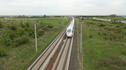 High speed train Stockbeeldmateriaal 10909610