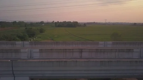High speed train in horizontal view from left to right pass Vidéo 74616431
