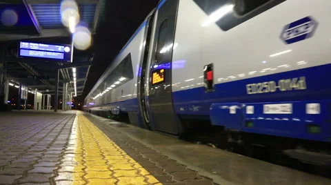 High-speed train leaves from the station in Warsaw. Stock Footage 45911488