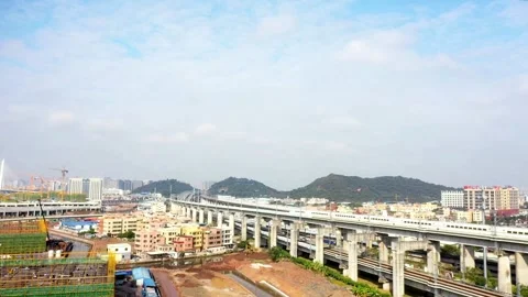 High speed train passing through guangzhou. Video stock 336331022