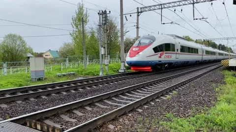 High speed train "Sapsan" passing the station 스톡 동영상 131330725
