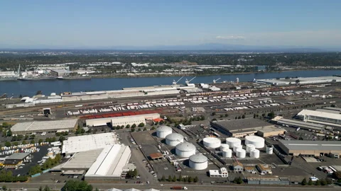 High static shot of industrial facilities along the Willamette river Stock Footage 251745711
