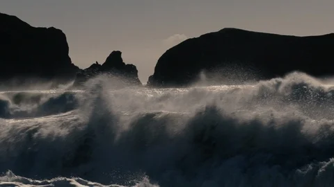 High Surf at Rodeo Beach Видео 101307366