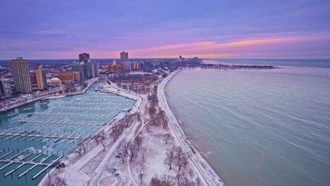High sweeping drone shot of Chicago’s Loop during a winter morning. Stock Footage 332140545