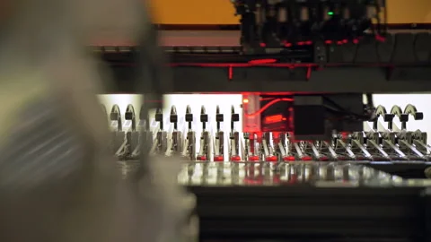 High-tech equipment for assembling chips at the factory. Stock-Footage 234141401