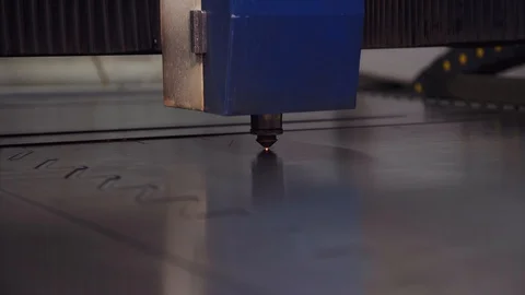 High-tech laser cuts a very thick sheet of metal very quickly Stock Footage 108648583