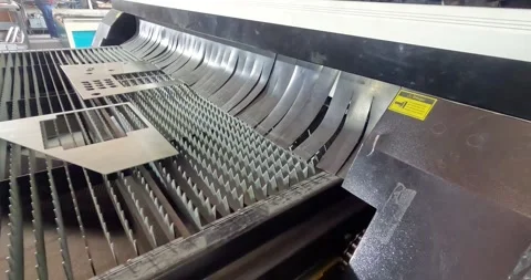 High Tech Laser Cutting Equipment in Industrial Production 库存影片 337899100