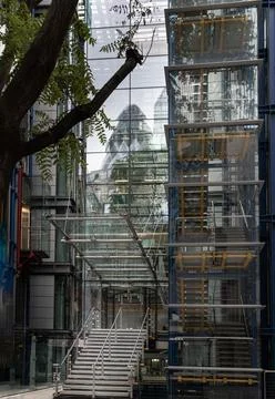 The high-tech Lloyds Register building, known for its 'inside-out' glass an.. Stock Photos
