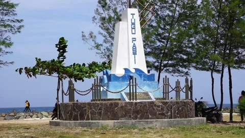 High tide monument or Pasti monument (pasang laut tertinggi) Stock Footage 264700148